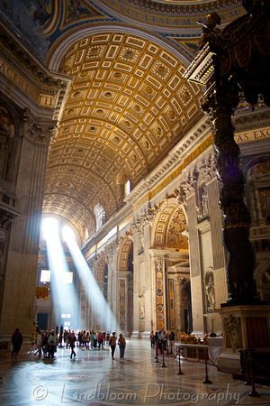 Light rays in St. Peter's